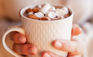 Dit zijn de lekkerste warme chocolademelk variaties (en die wil je proeven)