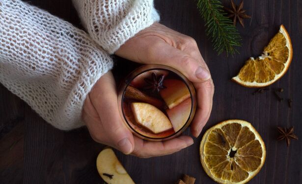 Heerlijk kerstrecept: zó maak je witte glühwein