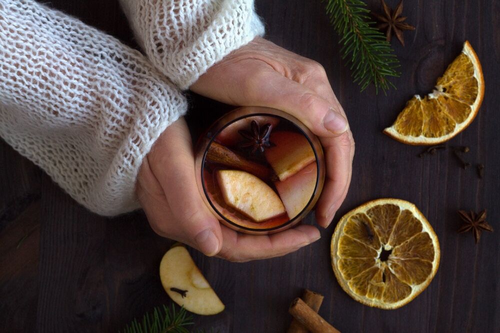 Heerlijk kerstrecept: zó maak je witte glühwein