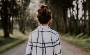 Zo maak je de perfecte messy bun