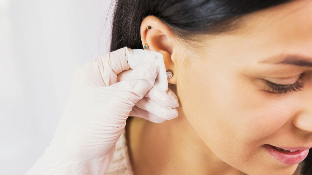 Alles wat je wil weten over de 'rook' piercing