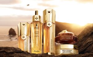 Een strakke en zijdezachte huid met de Abeille Royale Honey Treatment lijn van Guerlain