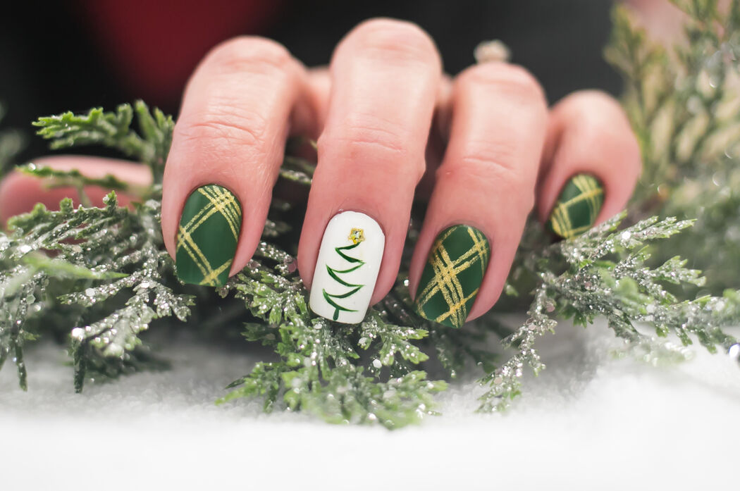 Dit zijn de mooiste nageldesigns van nu om te dragen met kerst