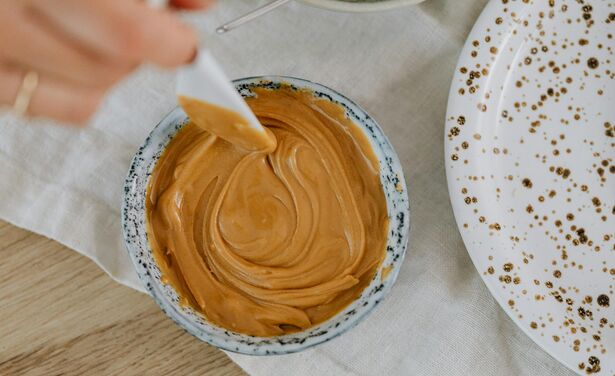 Dit zijn de gezondheidsvoordelen van pindakaas