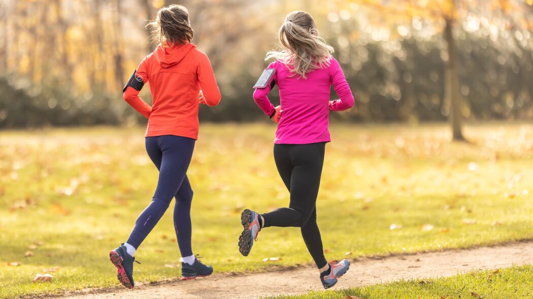 Het wordt steeds warmer buiten; zo houd jij deze keer wél het hardlopen vol