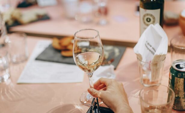 3X manieren om wijn beter te laten smaken