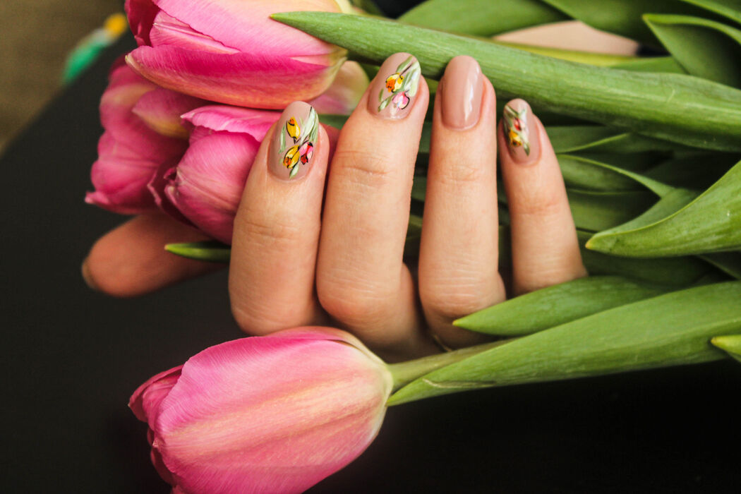 Dit zijn de leukste nageldesigns met bloemetjes